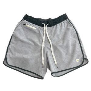 Vuori small Banks versatile unlined athletic active board short SH2 3245